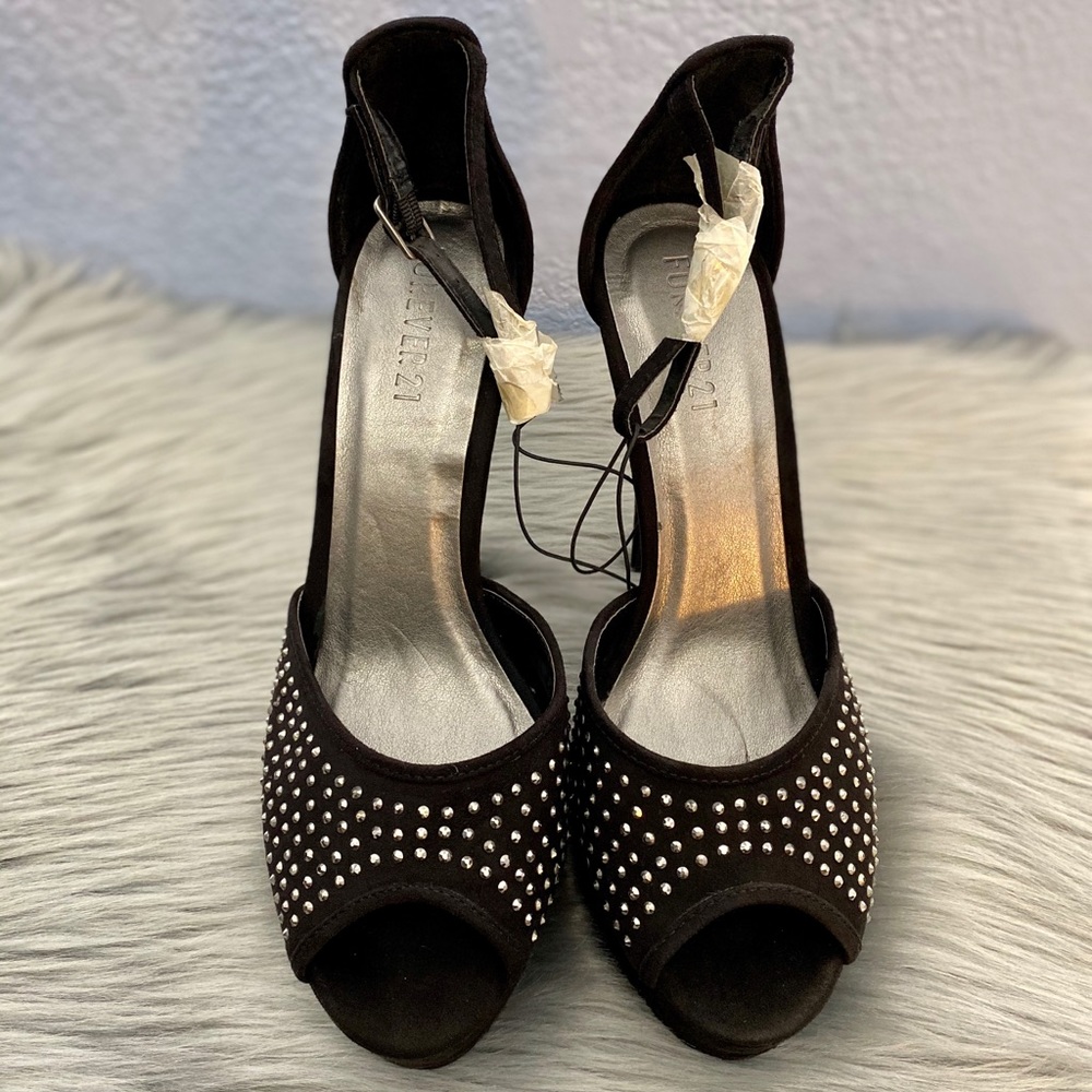 Forever 21 Black Suede Heels